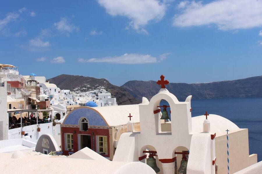 1-Day Boat Trip: Santorini Volcano, Thirassia & Oia Sunset - Oia sunset, beautiful but crowded