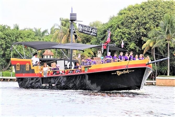 1-Hour Interactive Pirate Cruise (arrive 30 minutes early) - The crew makes or breaks the experience