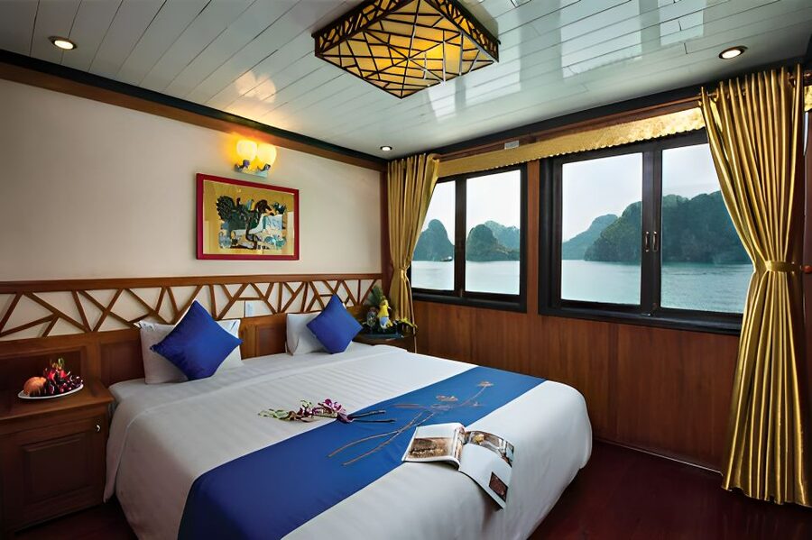 2-Day Royal Palace Ha Long Bay & Ti Top Island Cruise - Lunch Among Ha Long Bay’s Limestone Towers