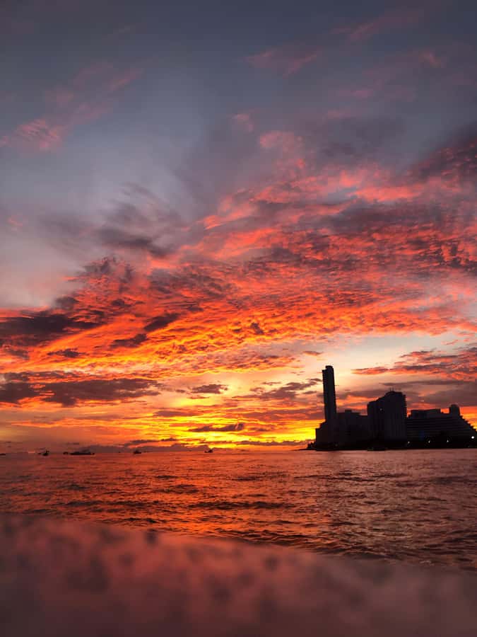 2-hour tour in Cartagena Sunset View in party boat - Who should book this party boat