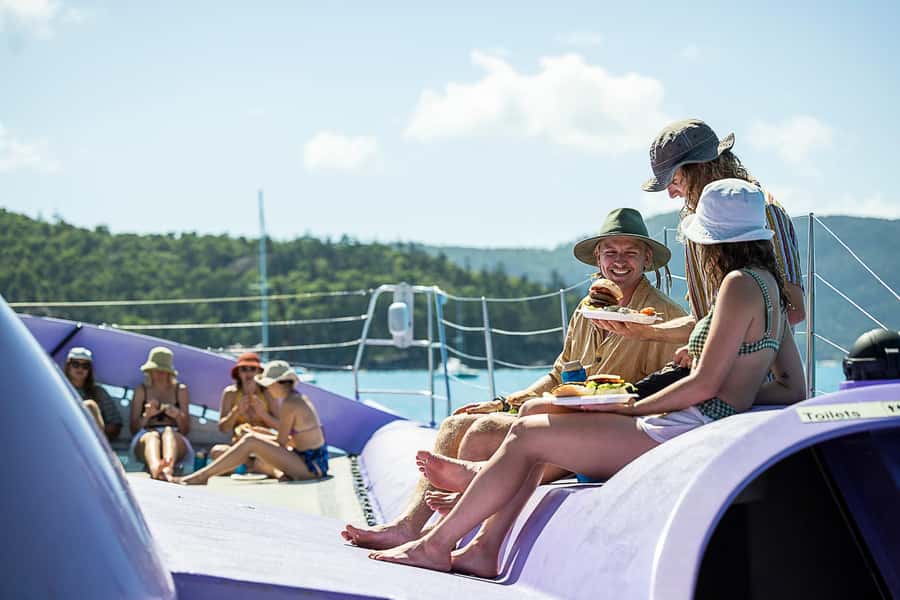 Airlie Beach: Whitsundays Full-Day Camira Sailing Adventure - Whitehaven Beach: brilliant sand and limited time