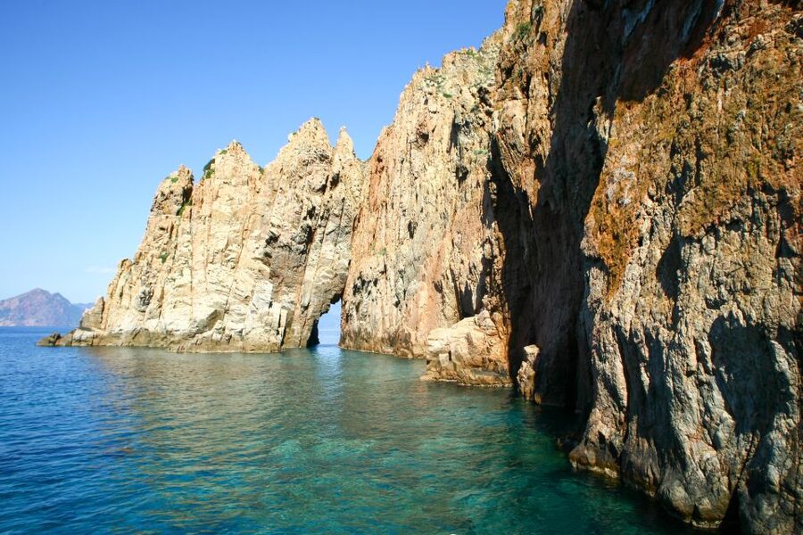 Ajaccio/Porticcio: Scandola Nature Reserve Guided Boat Tour - Girolata gives the day a welcome pause