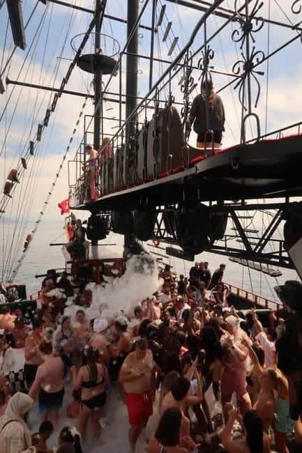 Alanya: Pirate Boat Party with Foam, Disco, Lunch & Drinks - Is the $16 price good value?