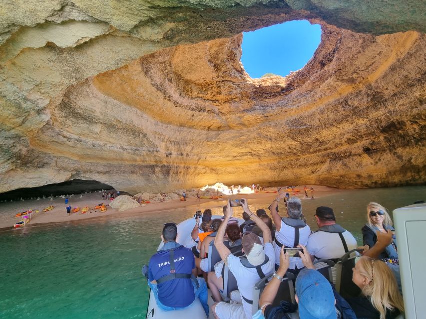 Albufeira: Benagil Cave and Dolphin Sightseeing Boat Cruise - The first beaches: Arrifes, São Rafael, and Galé Salgados