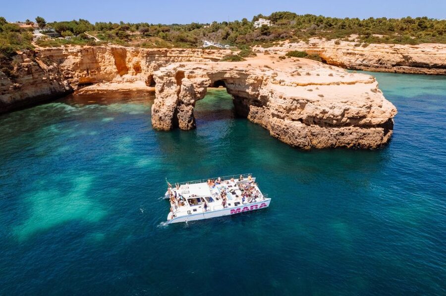 Albufeira: Caves and Coastline Catamaran Cruise to Benagil - Praia da Marinha and the Benagil coastline