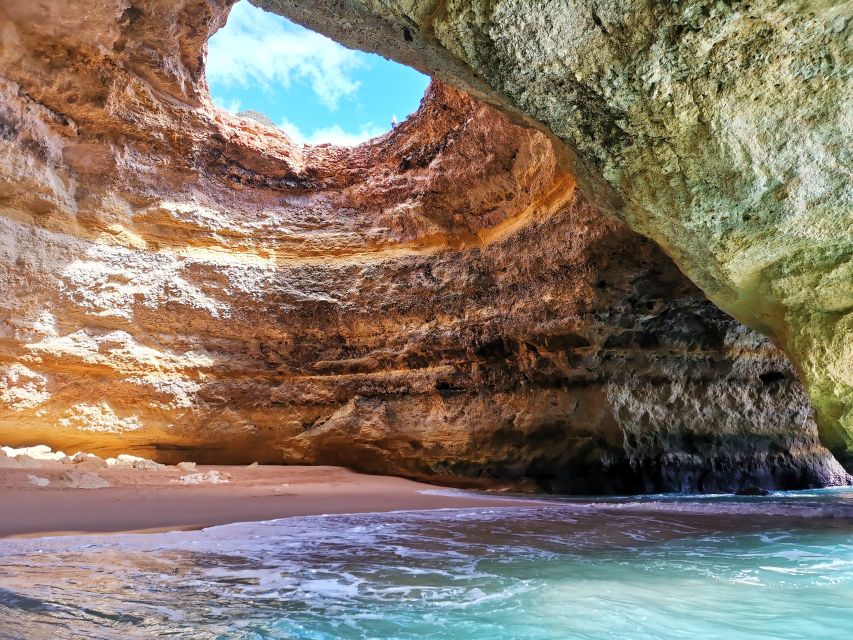 Albufeira: Coastline and Benagil Caves Tour by Catamaran - What this Albufeira to Benagil cruise is really like