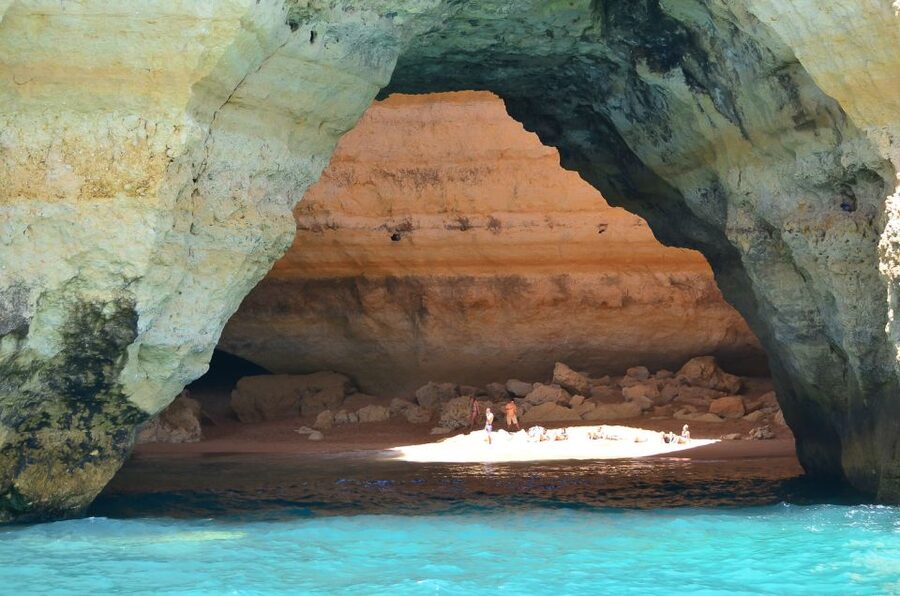 Albufeira: Dolphin Watching and Benagil Cave Boat Cruise - How rough is the boat ride?