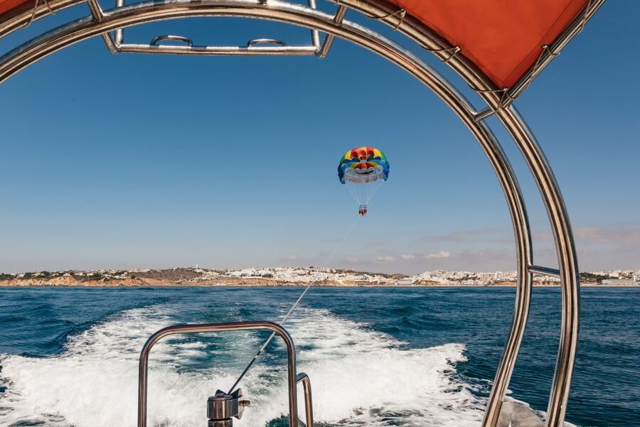 Albufeira: Parasailing Boat Trip - The crew makes the difference
