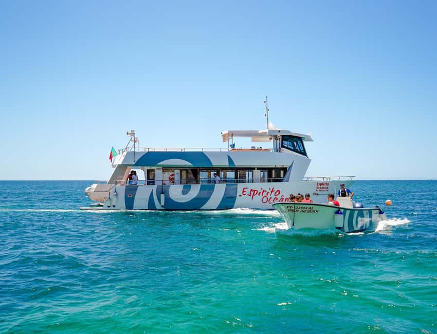Albufeira: Sightseeing Cruise with Beach BBQ and Open Bar - From Albufeira Marina to the open coast