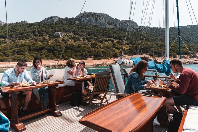All Day Cruise -3 Islands to Agistri,Moni, Aegina with lunch and drinks included - Who will enjoy this cruise most