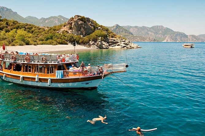 All Inclusive Marmaris Boat Trip With Lunch & Unlimited Drinks - What a $22 Marmaris boat day really offers