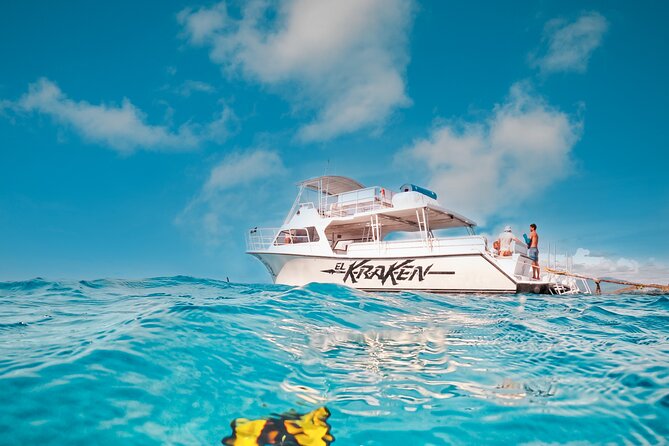 All Inclusive Snorkel and Slide Boat Tour: Icacos or Vieques - The crew is a major part of the experience