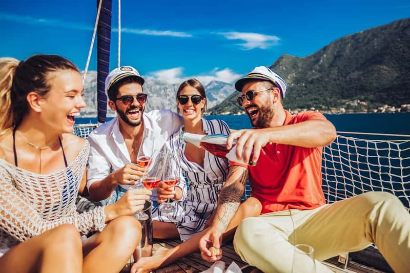 Amalfi Coast: Boat and Snorkeling Tour with Fruit & Drinks - Conca dei Marini, the Arc of Lovers, and Santa Rosa