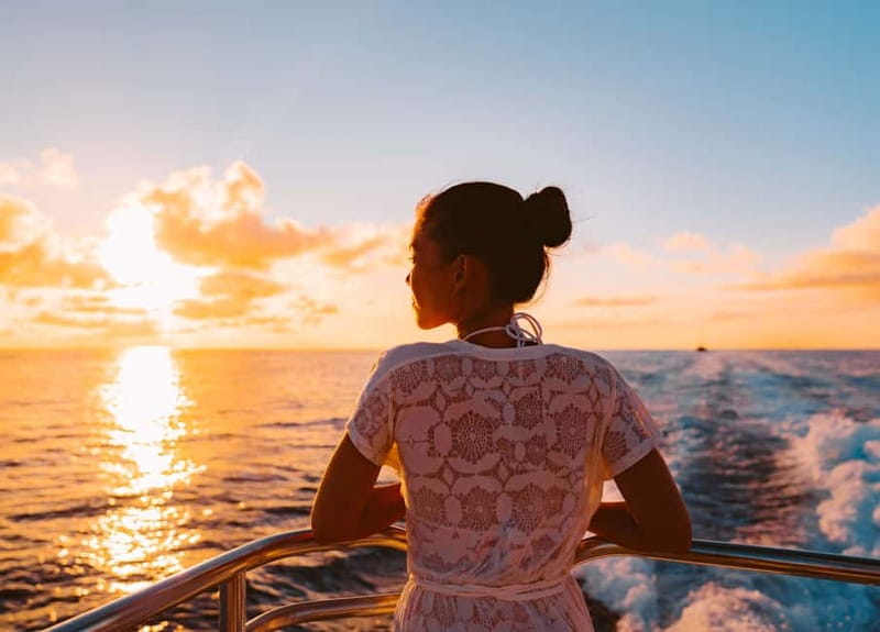 Amalfi Coast: Sunset Boat Tour with Fruit & Drinks - Amalfi to Conca dei Marini: caves, beaches, and old towers