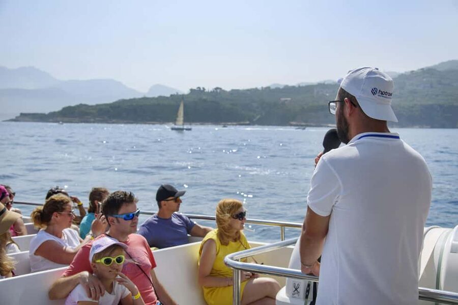 Amalfi, Positano & Ravello: Boat Tour from Sorrento - Li Galli, Praiano, and the Fjord of Furore