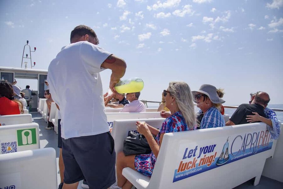 Amalfi, Positano & Ravello: Boat Tour from Sorrento - Positano in one busy hour