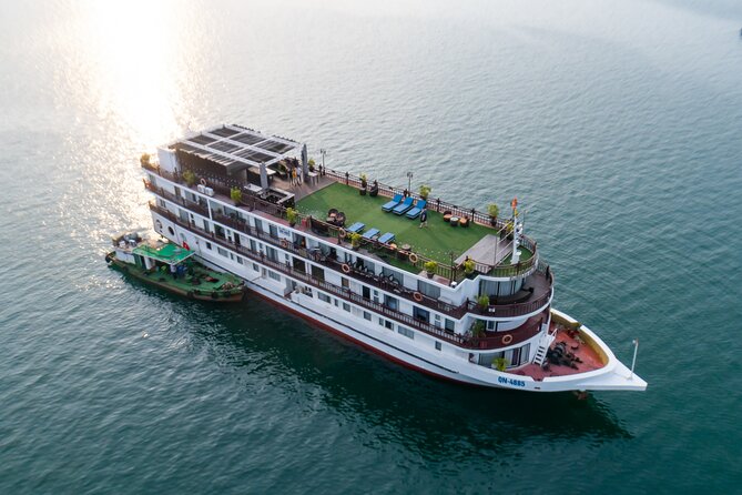 Amanda Cruise - Ha Long, Lan Ha Bay - All Inclusive 2D1N & 3D2N - Hanoi pickup and the long road to the pier