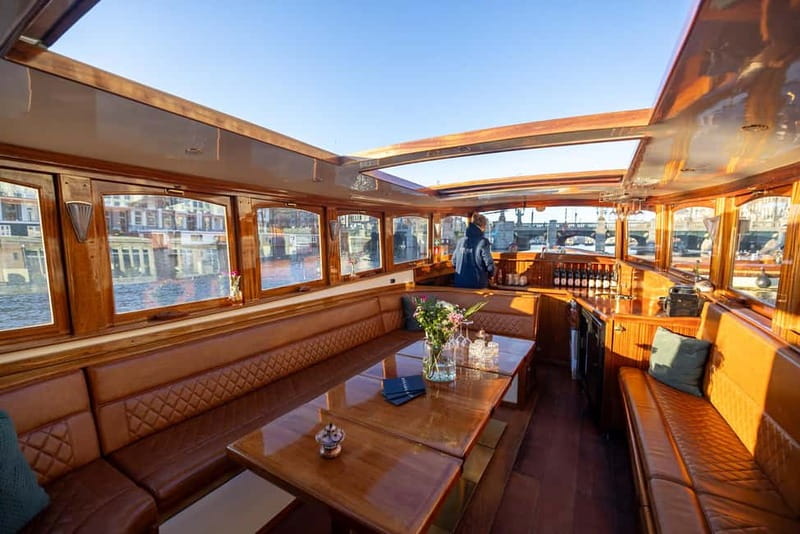 Amsterdam: 2-Hour Luxury Canal Cruise with Snacks & Drinks - Hortus, maritime museums, and Oosterdock