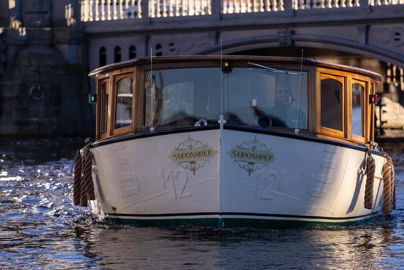 Amsterdam: 2-Hour Luxury Canal Cruise with Snacks & Drinks - Oudeschans, the Dancing Houses, and Herengracht