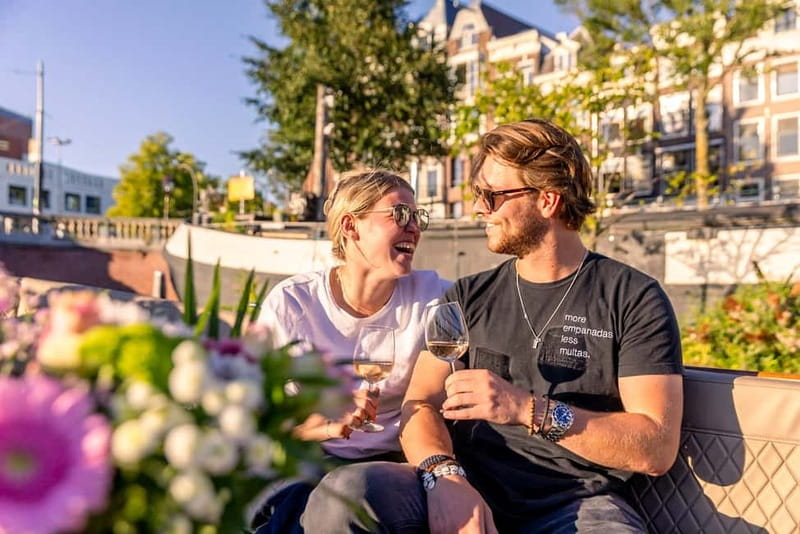 Amsterdam: 2-Hour Luxury Canal Cruise with Snacks & Drinks - Snacks, drinks, and the feel on board