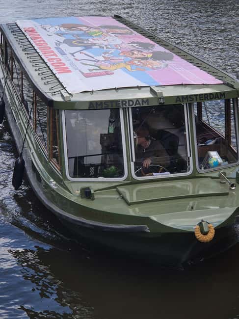 Amsterdam: 420 Smoke-Friendly Boat Tour - Starting near the red light district
