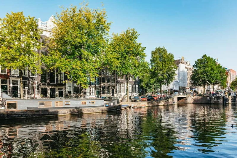 Amsterdam Bike Tour in Small Group + Optional Canal Cruise - Price, timing, and practical value