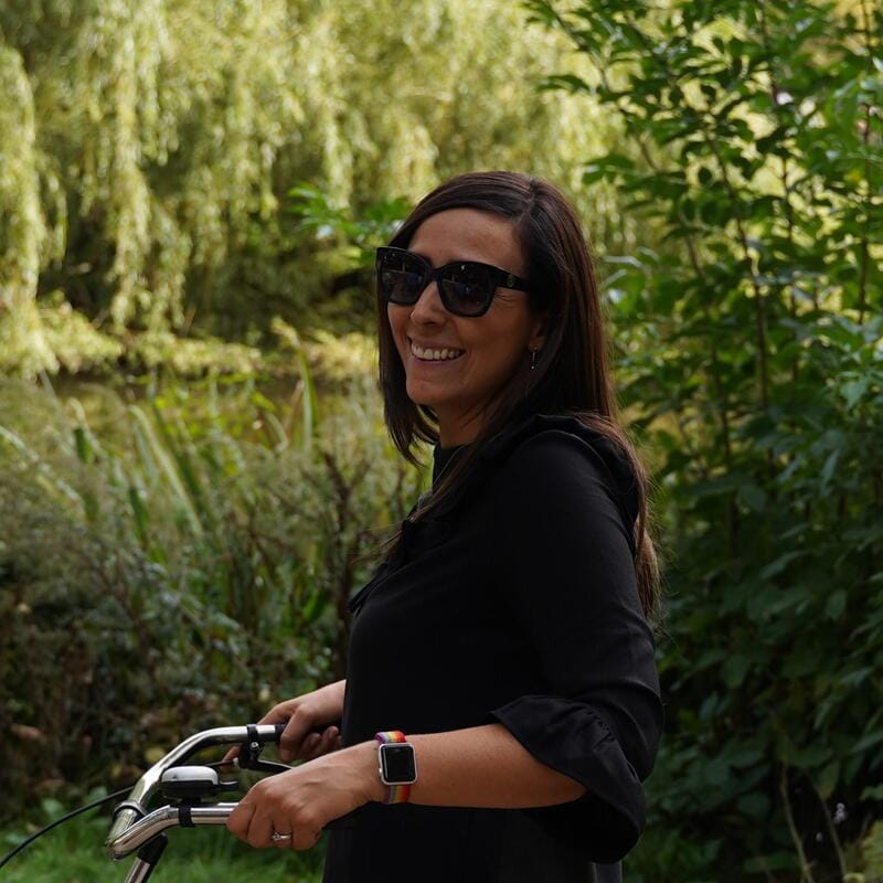 Amsterdam Bike Tour in Small Group + Optional Canal Cruise - Why a bicycle is the right way to see Amsterdam