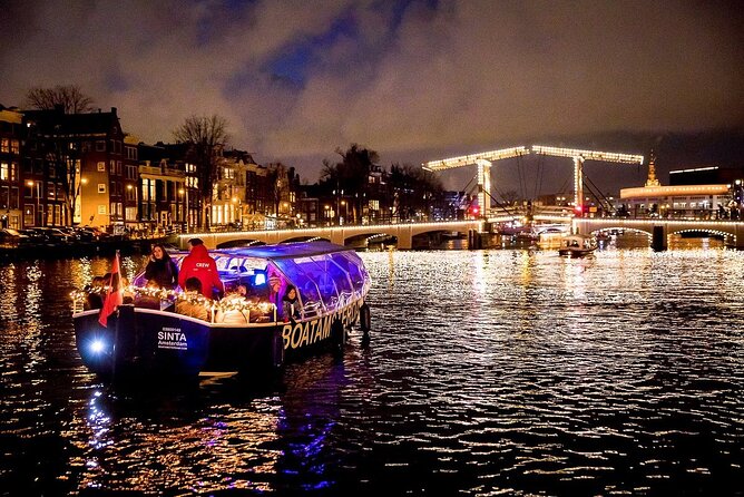 Amsterdam Canal Cruise With Live Guide and Unlimited Drinks - Magere Brug and the city’s eastern canals