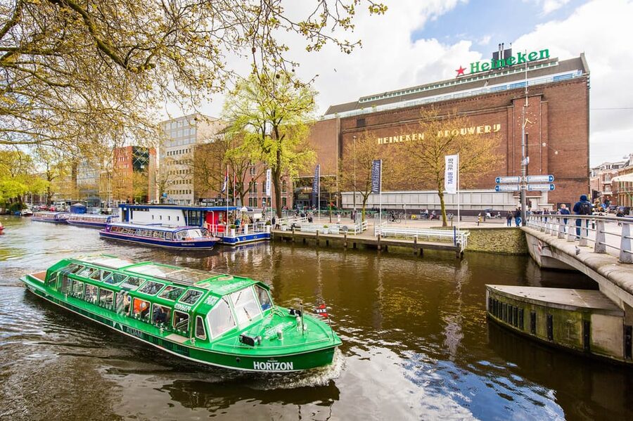 Amsterdam: City Canal Cruise and Heineken Experience Ticket - Choose your canal cruise dock carefully