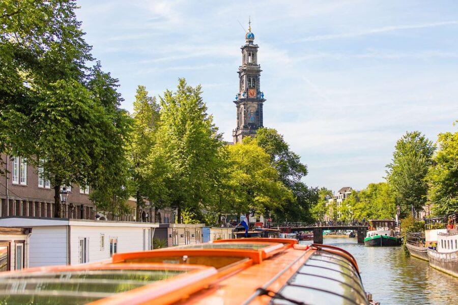 Amsterdam: City Canal Cruise and Heineken Experience - Inside the original Heineken brewery