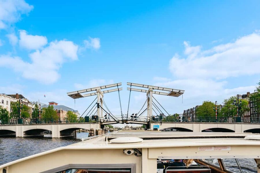 Amsterdam: City Canal Cruise and Rijksmuseum - Timing the museum and cruise
