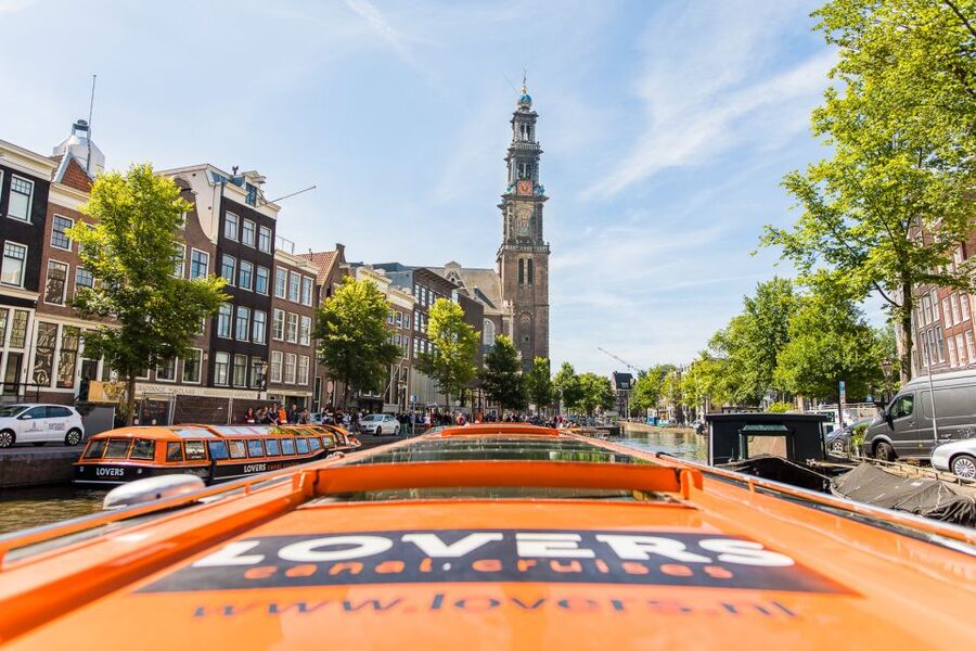 Amsterdam: City Centre Canal Cruise including Audioguide - Booking advice for a smoother ride