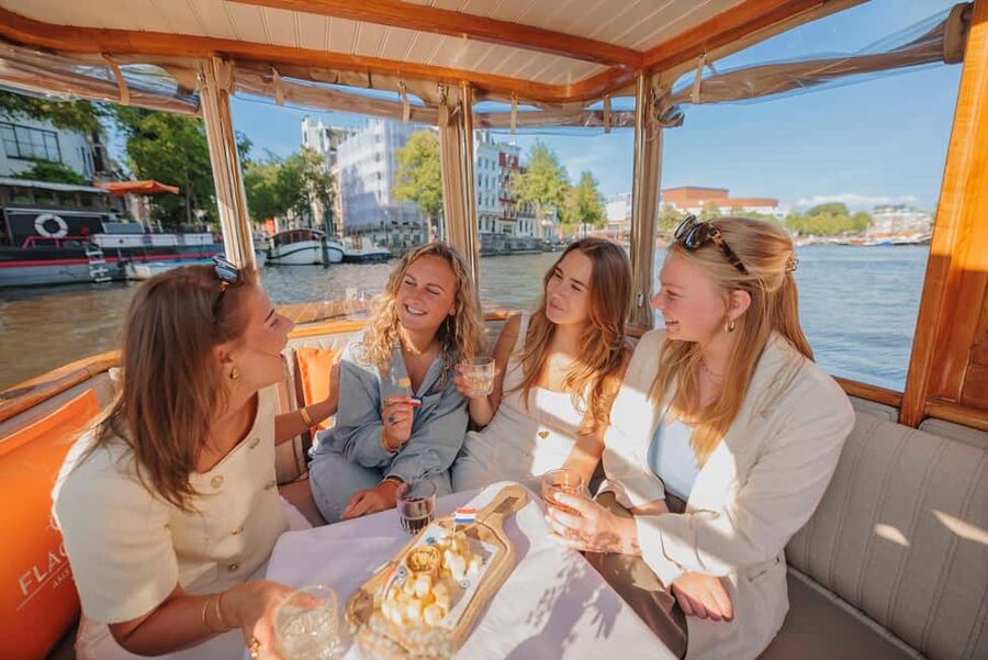 Amsterdam: Classic Saloon Boat Cruise with Cheese & Wine - Is $18 a good value?