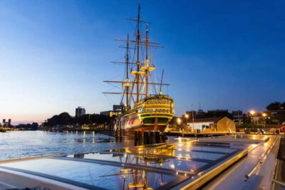 Evening Cruise with Optional Wine and Snacks