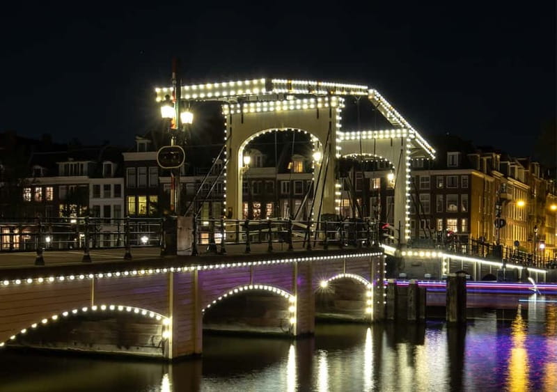 Amsterdam: German Canal Cruise with Unlimited Drinks Option - Choosing the unlimited drinks option