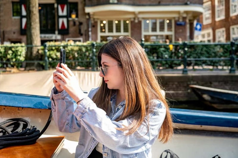 Amsterdam: Guided City Highlights Open Boat Canal Cruise - Museum Quarter, Heineken, Van Gogh, and the Rijksmuseum