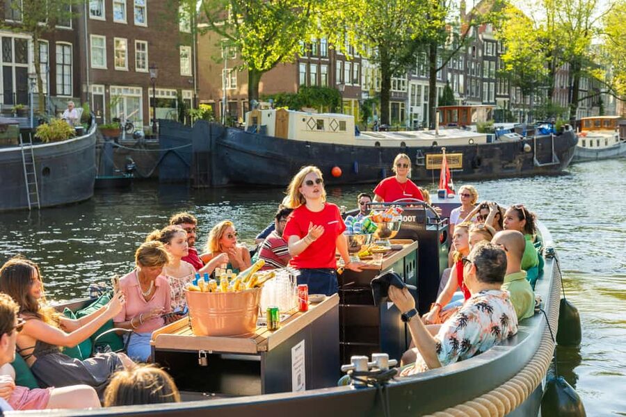 Amsterdam: Guided Open Boat Cruise Unlimited Drinks Option - The Nine Streets, Westerkerk, and Anne Frank House