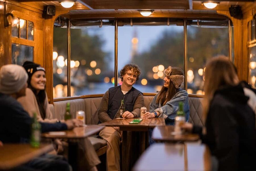Amsterdam: Heated Canal Cruise with Unlimited Drinks & Bite - Anne Frank House and the Historic Canal Belt