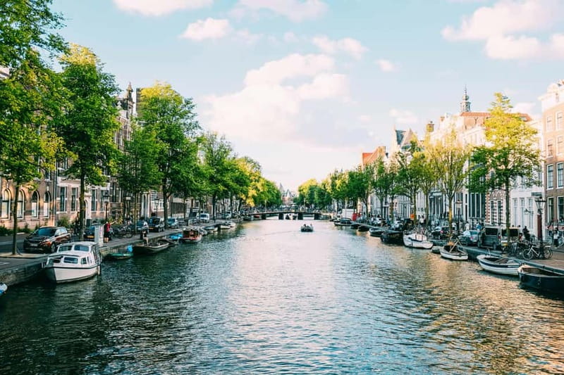 Amsterdam: Historic City Centre Canal Cruise - When to go and where to sit