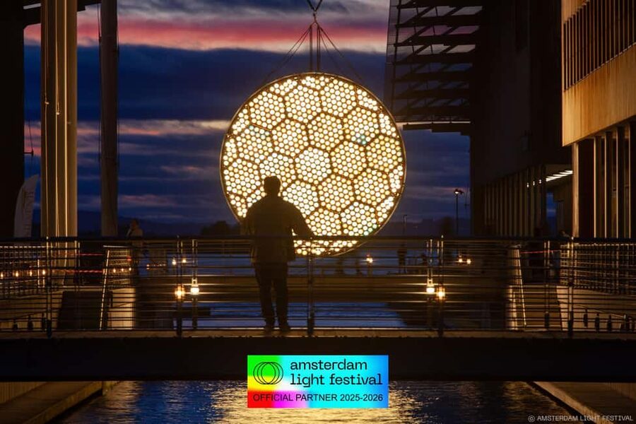 Amsterdam: Light Festival Heated Cruise + Unl Drinks & Snack - Who will enjoy this cruise most?