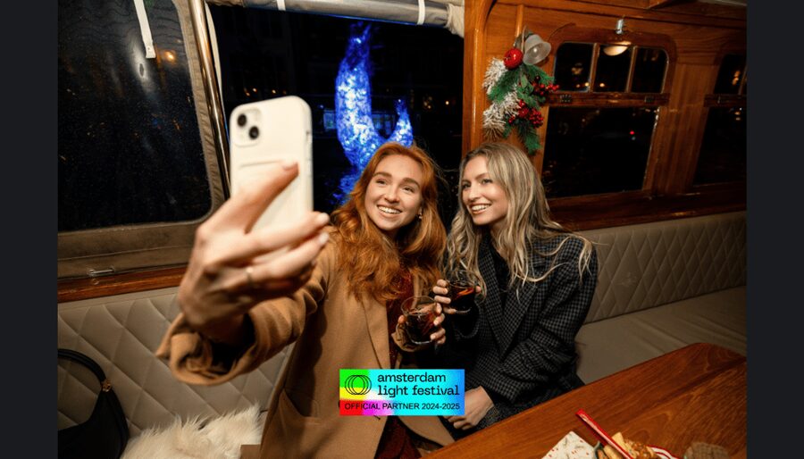 Amsterdam: Light Festival Heated Cruise w/ Drinks & Snacks - NEMO and the eastern waterfront
