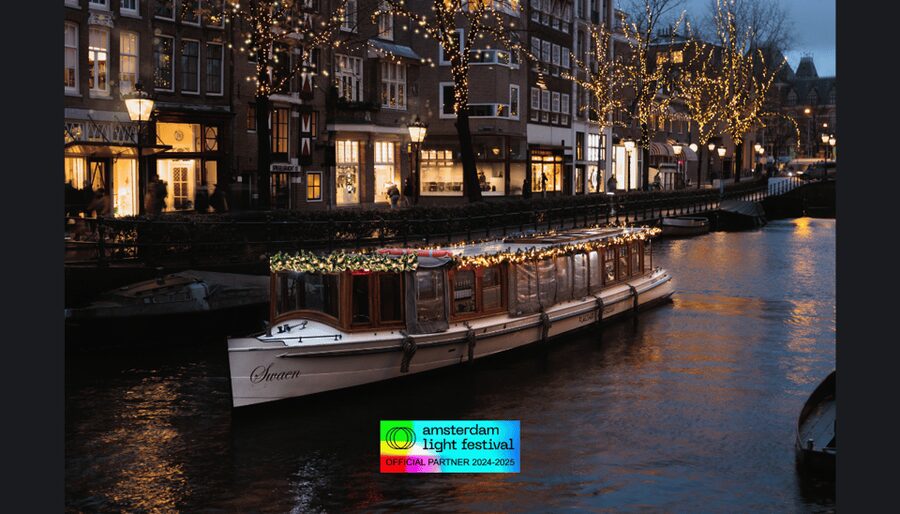 Amsterdam: Light Festival Heated Cruise w/ Drinks & Snacks - Herengracht and the grand canal houses
