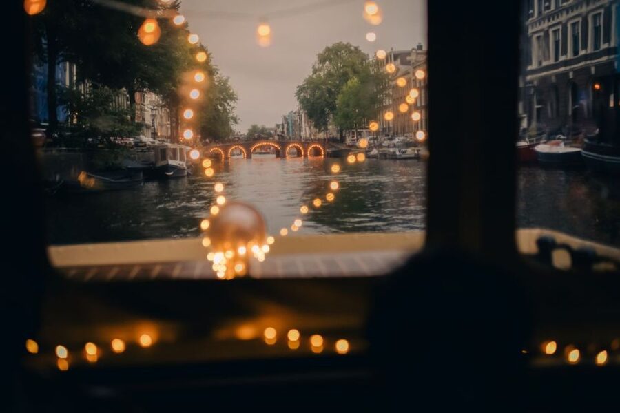 Amsterdam: Light Festival Heated Cruise w/ Drinks & Snacks - De Negen Straatjes and the smaller canals