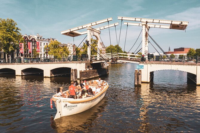 Amsterdam Luxury Canal Cruise + Unlimited Drinks & Bites option - Choosing the unlimited drinks and bites option