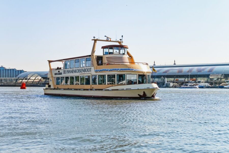 Amsterdam: River Cruise With All-You-Can-Eat Dutch Pancakes - What this experience does not provide