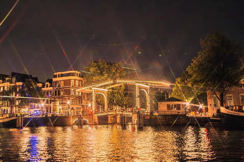 Amsterdam: The Bulldog Boat Smoke-Friendly Cruise & 2 Drinks - Two drinks, your own snacks, and your own weed