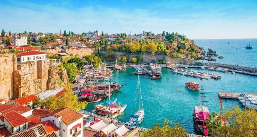 Antalya: Guided Old Town Tour with Boat Trip and Lunch - The 30-minute boat ride from the old harbor