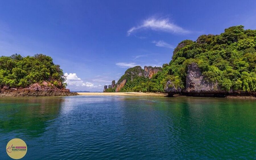 Ao Nang: Hong Islands Tour by Speedboat or Longtail Boat - Ko Lao Lading: an easy first stop