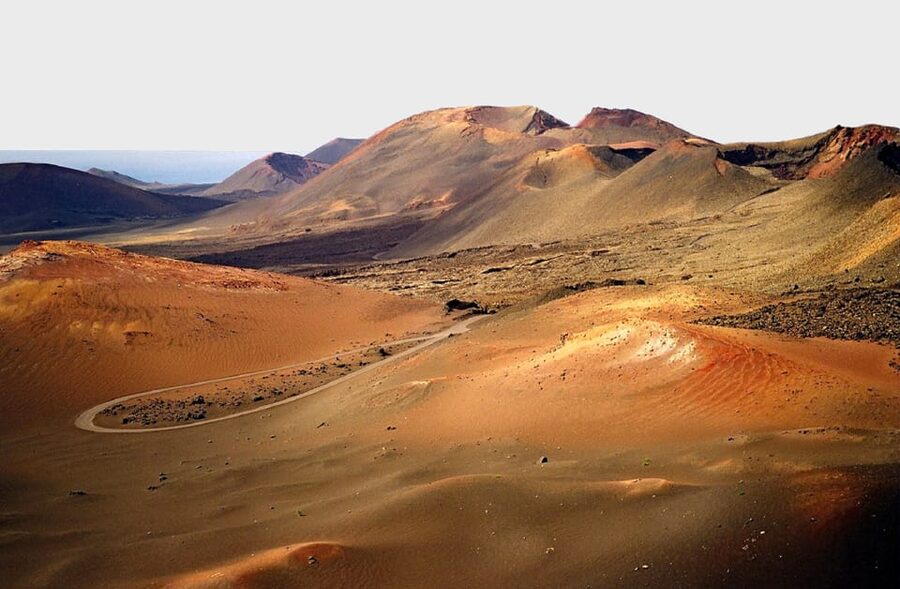 Arrecife: Timanfaya and Green Lagoon for Cruise Passengers - The camel ride: fun, brief, and weather dependent
