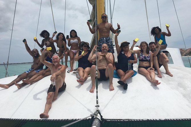 Arusun Catamaran Sail with Snorkeling in Aruba - The crew and the tone aboard